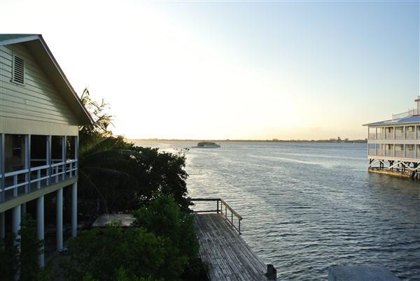 Listing ID: URE0353, The Point Utila, Bay Islands, HN - Freddy's Place on the Point, Photo #