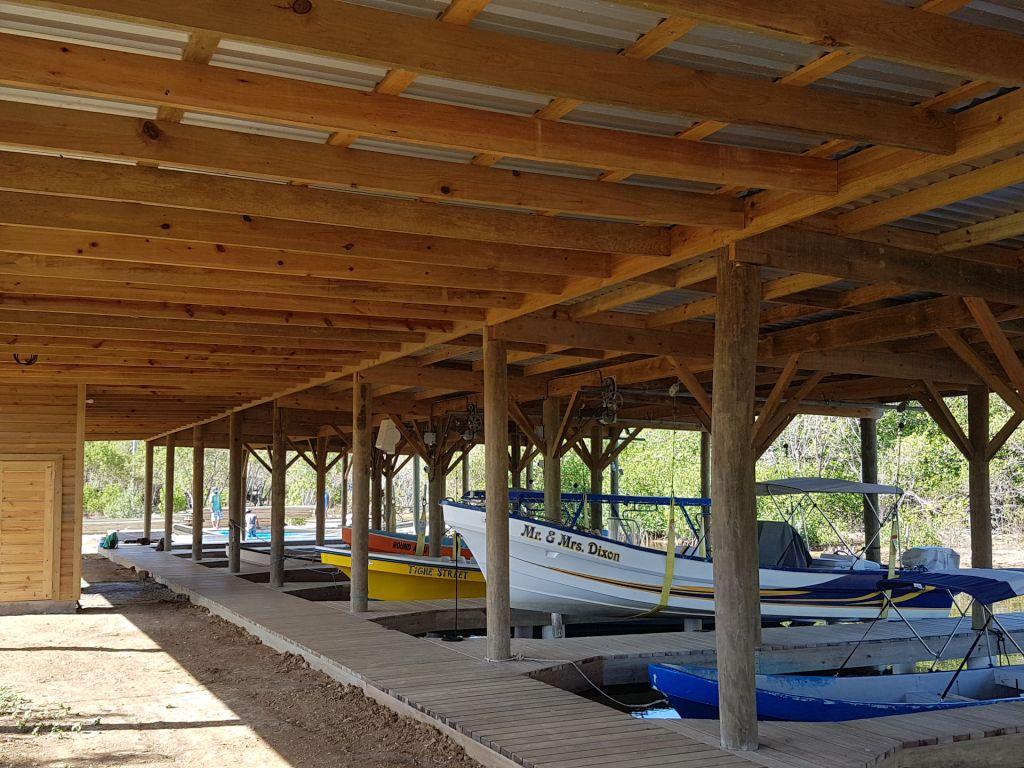 Listing ID: URE0366, Oyster Bed Lagoon/Little Bight Utila, Bay Islands, HN - South Shore Marina Boat Slips, Photo #