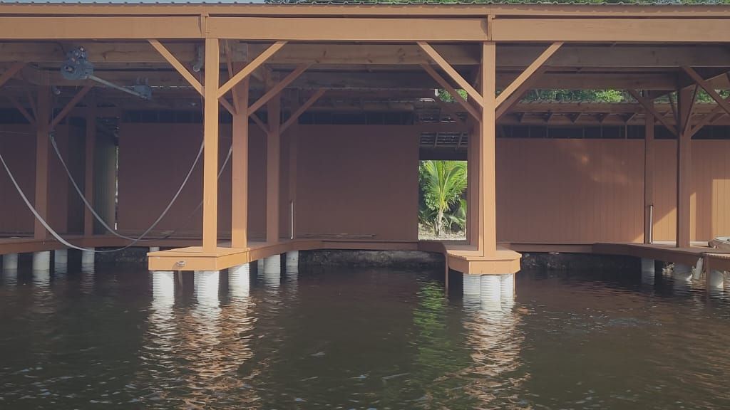 Listing ID: URE0371, Coconut Cove Utila, Bay Islands, HN - Coconut Cove Boat Slip & Garage, Photo #