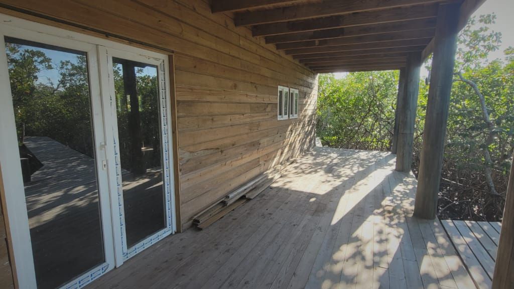 Listing ID: URE0377, Lower Lagoon Utila, Bay Islands, HN - Unique Opportunity in rare setting, Photo #