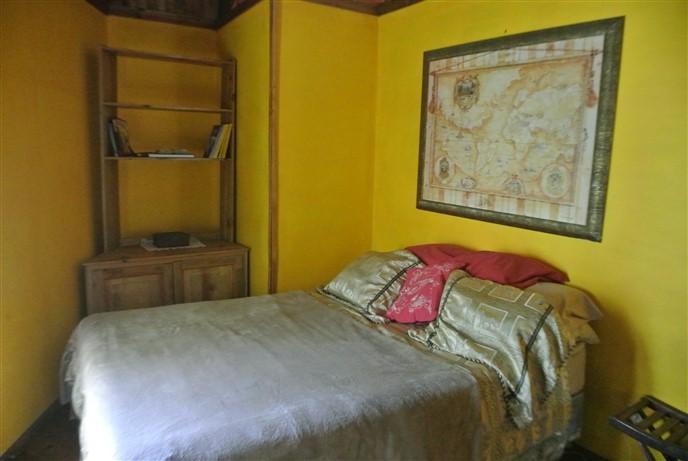 Listing ID: URE0383, Stuart's Hill Utila, Bay Islands, HN - Stuart’s Hill Home, Photo #