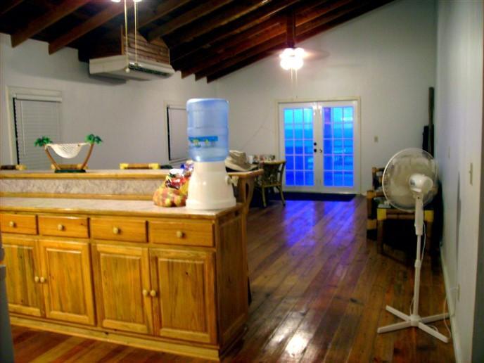 Listing ID: URE0384, Big Rock Utila, Bay Islands, HN - South Shore Reef House, Photo #