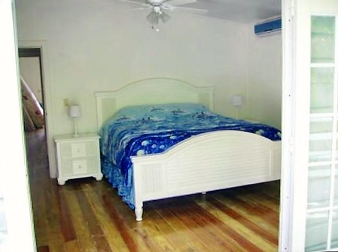 Listing ID: URE0384, Big Rock Utila, Bay Islands, HN - South Shore Reef House, Photo #
