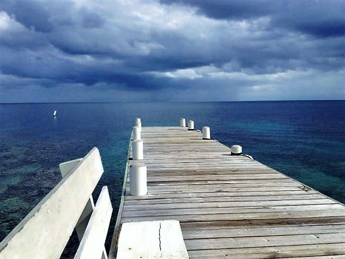Listing ID: URE0384, Big Rock Utila, Bay Islands, HN - South Shore Reef House, Photo #