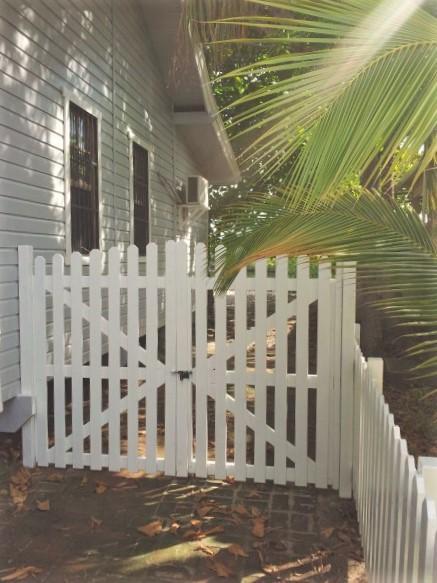 Listing ID: URE0391, The Point Utila, Bay Islands, HN - The Lagoon House, Photo #