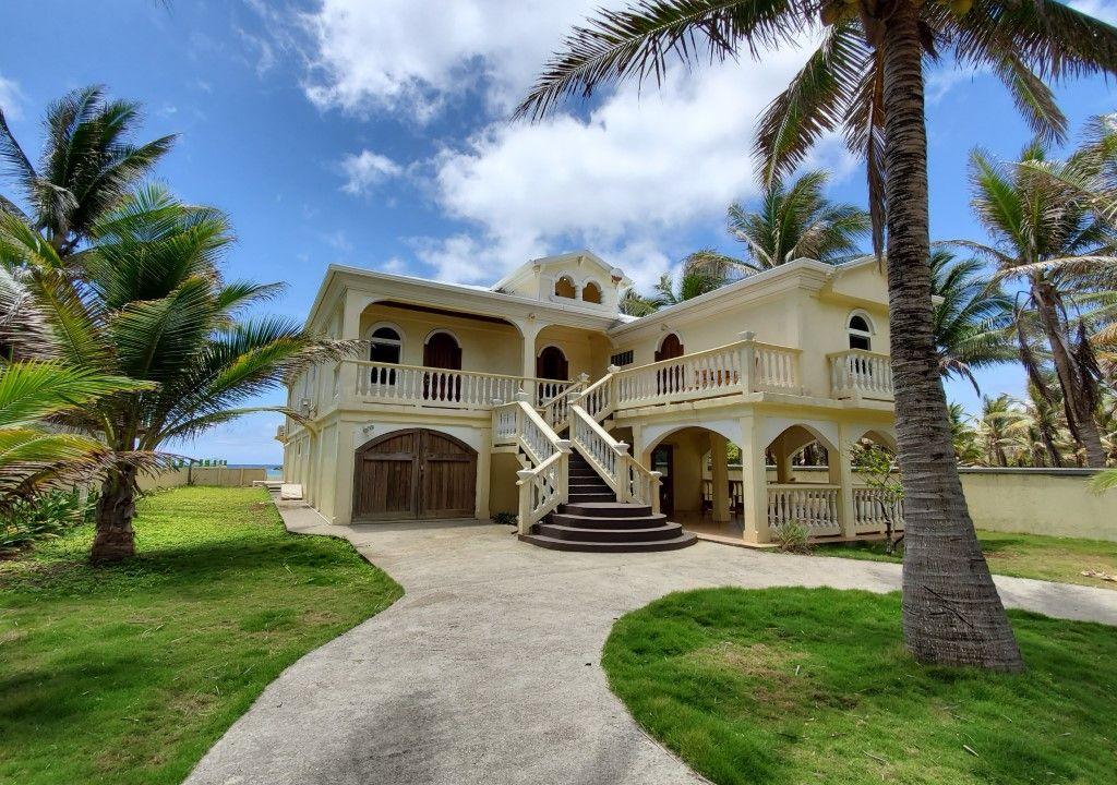 Listing ID: URE0424, Paradise Cove, Trade winds Utila, Bay Islands, HN - Waterfront on Paradise Cove, Photo #