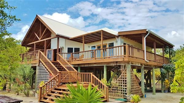 Listing ID: URE0425, Jonathan Point Utila, Bay Islands, HN - Sea-esta at Jonathan Point, Photo #