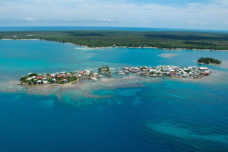 Listing ID: URE0428, The Well Utila, Bay Islands, HN - Casa de Playa, Photo #