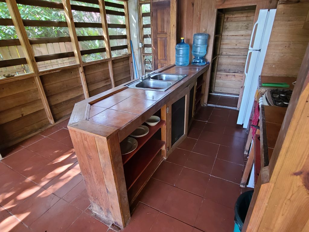 Listing ID: URE0451,  Utila, Bay Islands, HN - The Eco House, Photo #