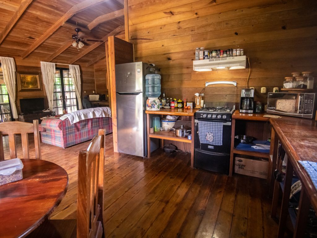 Listing ID: URE0455, Bambu Road Utila, Bay Islands, HN - Bambu House, Photo #