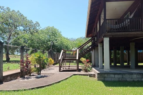 Listing ID: URE0457,  Utila, Bay Islands, HN - 2 Bedroom, 1 Bathroom Home at El Corral Home Utila Town Center, Photo #