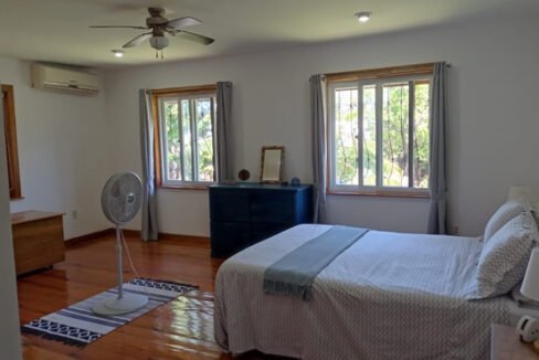 Listing ID: URE0457,  Utila, Bay Islands, HN - 2 Bedroom, 1 Bathroom Home at El Corral Home Utila Town Center, Photo #