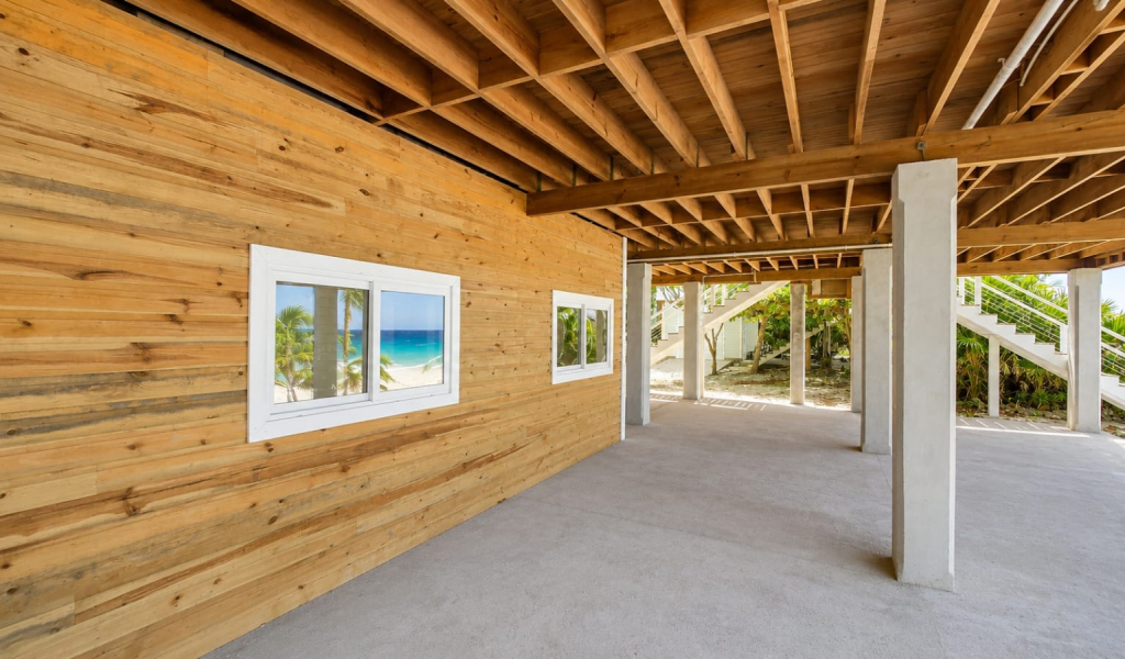 Listing ID: URE0468, Pretty Bush Utila, Bay Islands, HN - Beachfront at Pretty Bush, Photo #