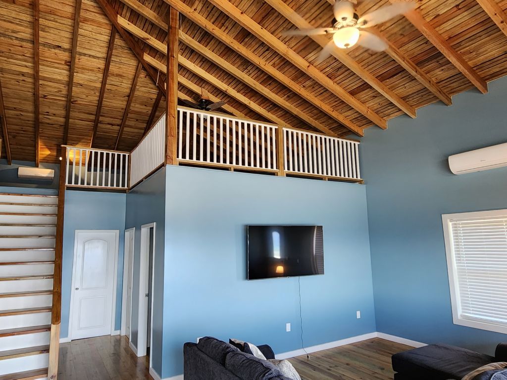 Listing ID: URE0468, Pretty Bush Utila, Bay Islands, HN - Beachfront at Pretty Bush, Photo #