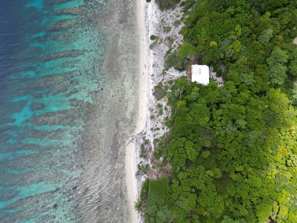 Listing ID: URE0471, Big Rock Utila, Bay Islands, HN - Big Rock, Photo #