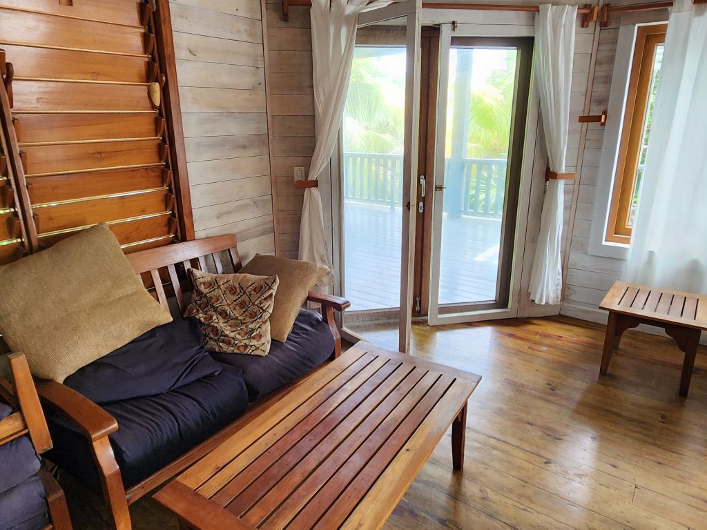 Listing ID: URE0472, Swanix Bay Utila, Bay Islands, HN - Tropical Paradise Retreat with Panoramic Sea Views, Photo #