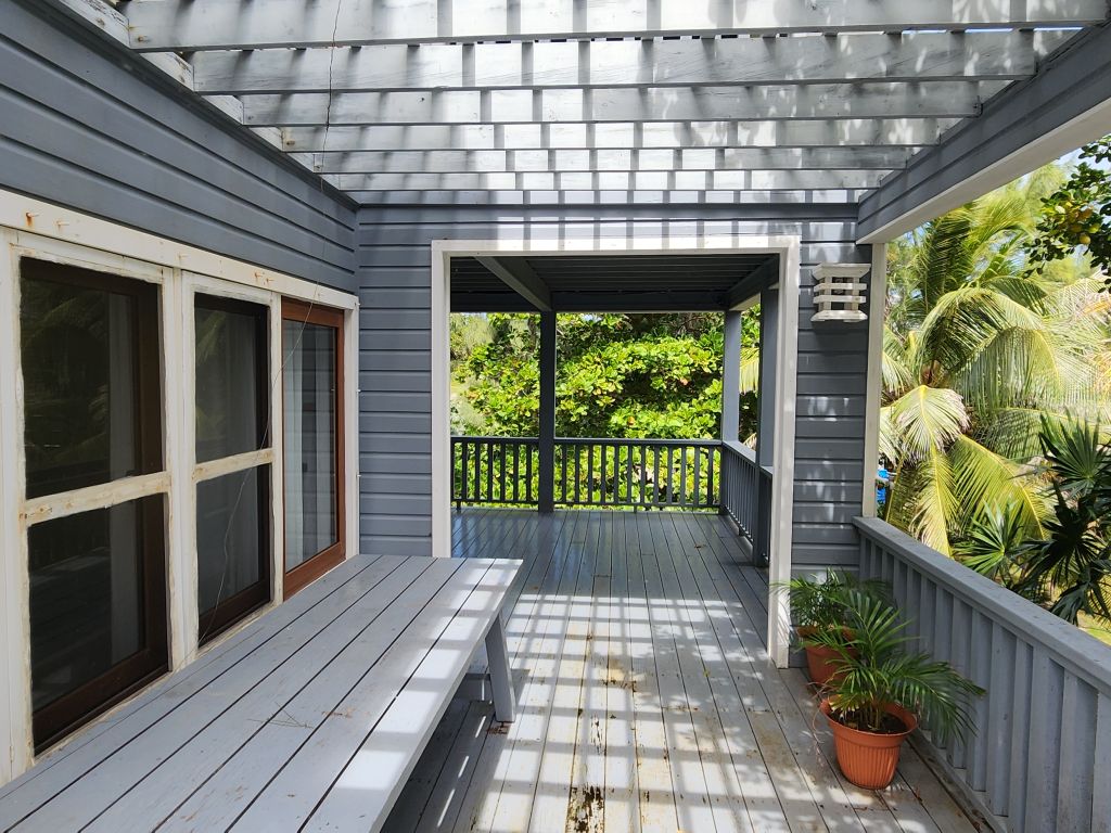 Listing ID: URE0472, Swanix Bay Utila, Bay Islands, HN - Tropical Paradise Retreat with Panoramic Sea Views, Photo #