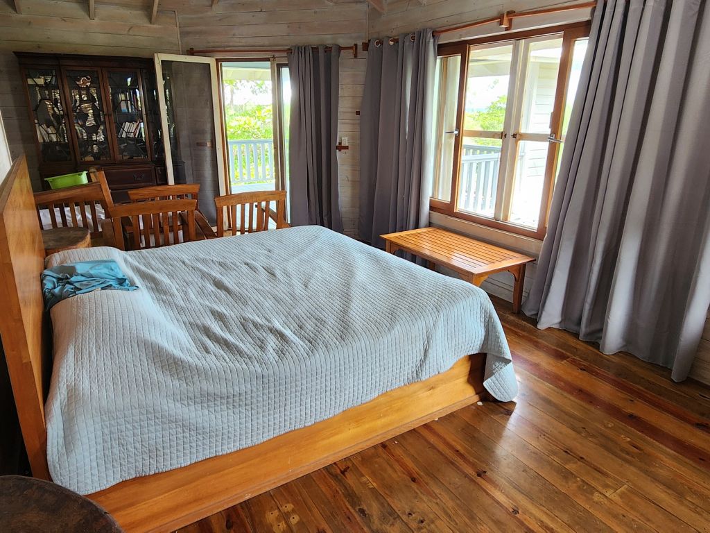 Listing ID: URE0472, Swanix Bay Utila, Bay Islands, HN - Tropical Paradise Retreat with Panoramic Sea Views, Photo #