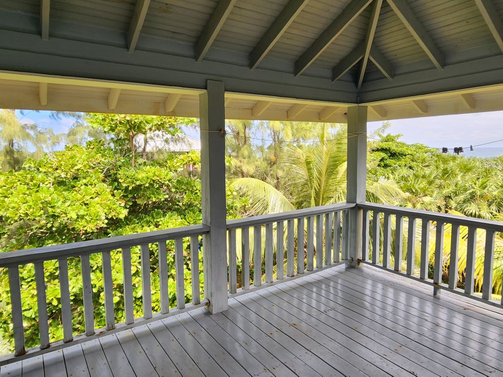 Listing ID: URE0472, Swanix Bay Utila, Bay Islands, HN - Tropical Paradise Retreat with Panoramic Sea Views, Photo #