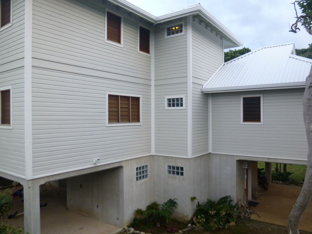 Listing ID: URE0472, Swanix Bay Utila, Bay Islands, HN - Tropical Paradise Retreat with Panoramic Sea Views, Photo #