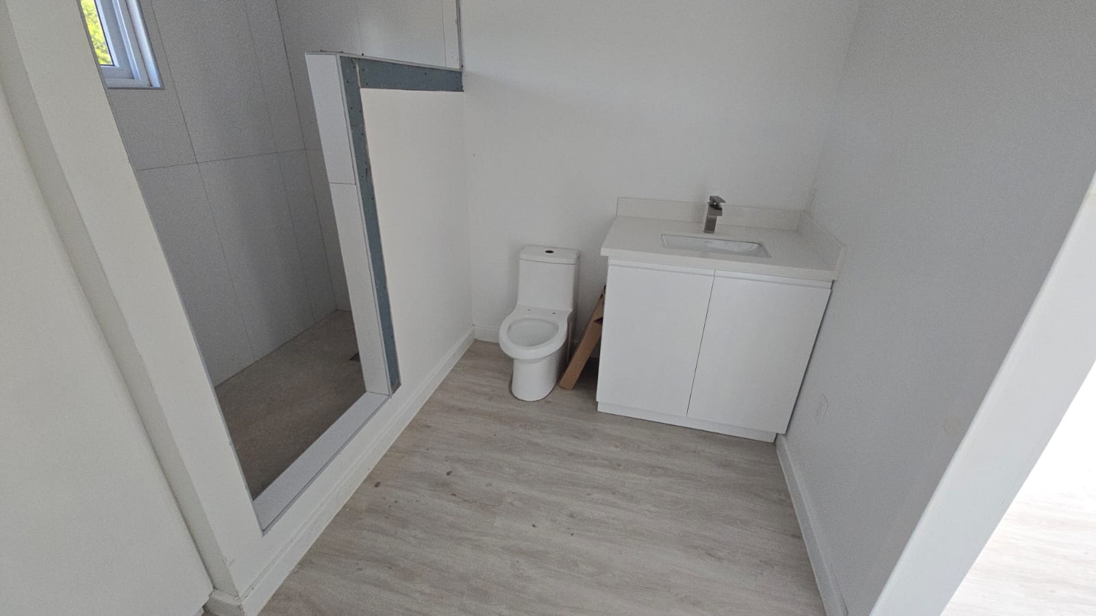 Listing ID: URE0481, Coral Beach Village Utila, Bay Islands, HN - Calypso Cove, Photo #