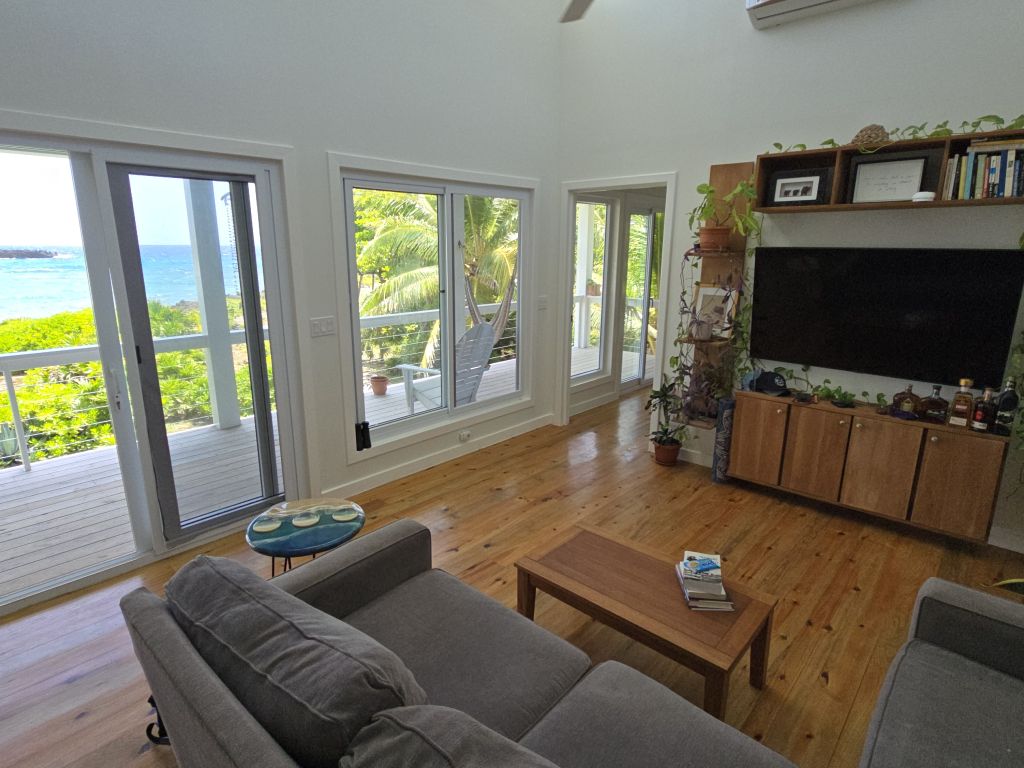 Listing ID: URE0484, Paradise Cove Utila, Bay Islands, HN - The Cove House, Photo #