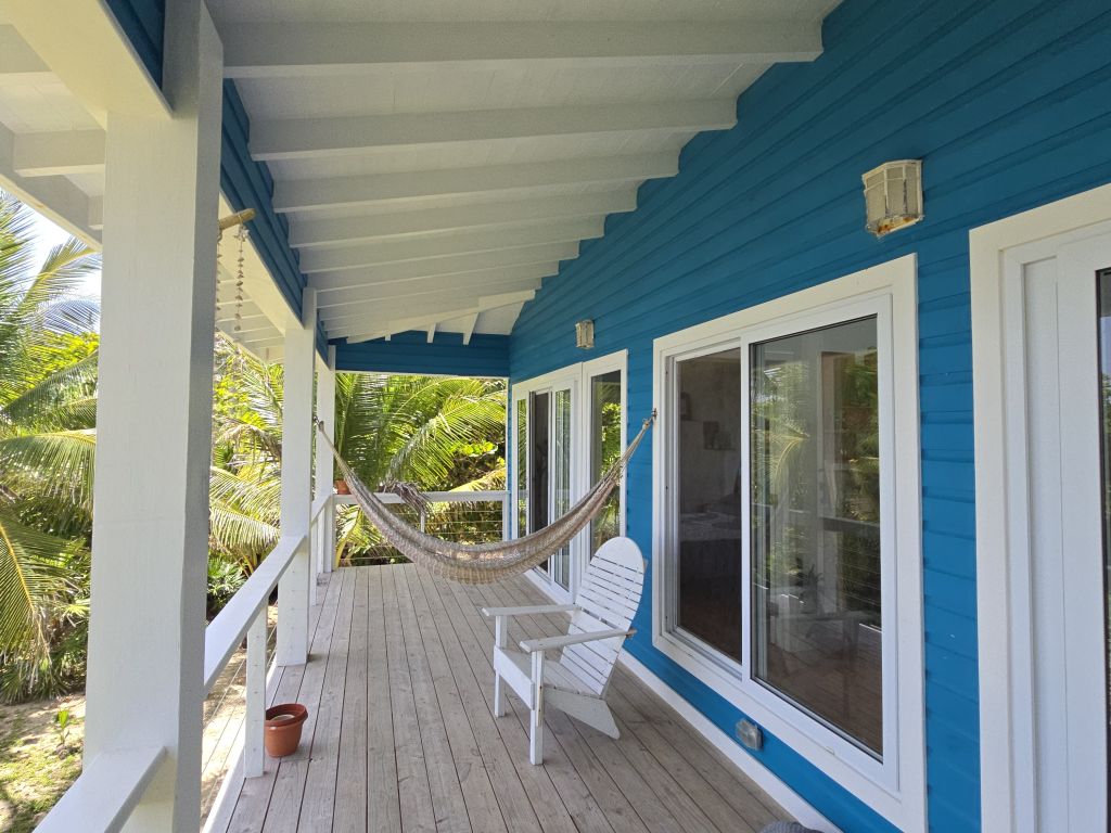 Listing ID: URE0484, Paradise Cove Utila, Bay Islands, HN - The Cove House, Photo #