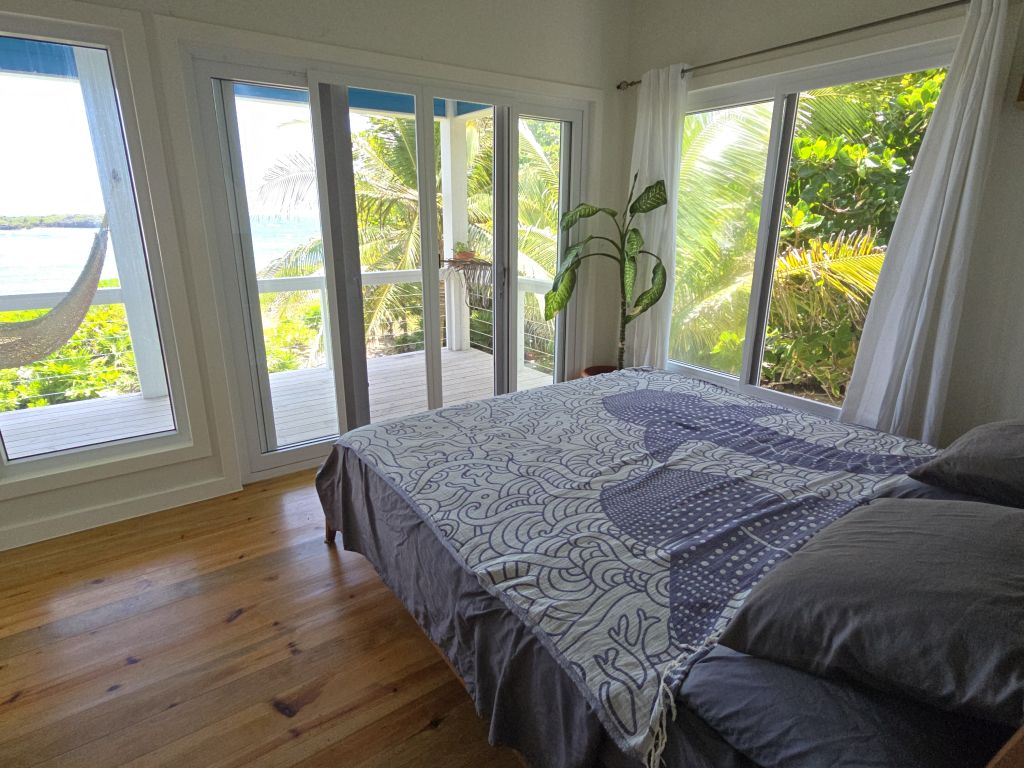 Listing ID: URE0484, Paradise Cove Utila, Bay Islands, HN - The Cove House, Photo #