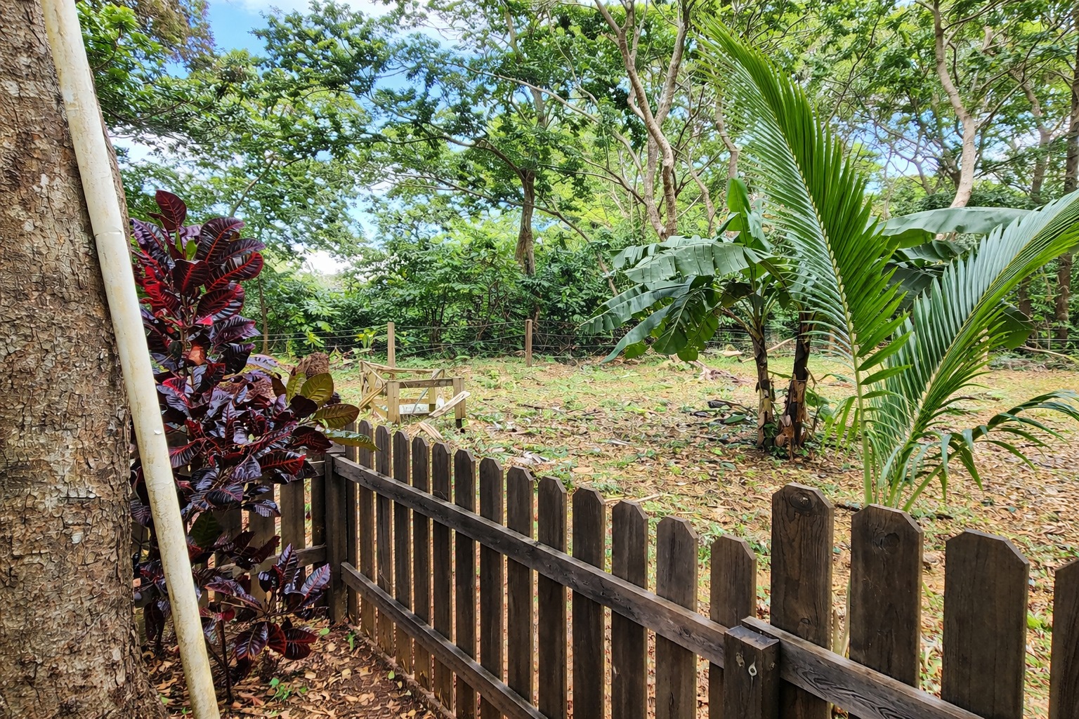 Listing ID: URE0486, Off airport road Utila, Bay Islands, HN - Blue Gem off the airport road, Photo #
