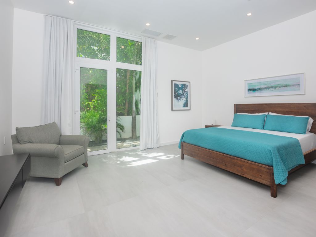 Listing ID: URE0493, Lighthouse Estates Roatán, Bay Islands, HN - Villa On the Rocks,Two Private Villas, One Unparalleled Luxury Experience, Photo #