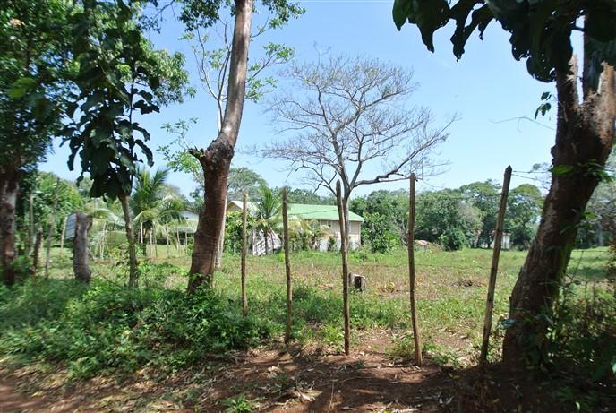 Listing ID: URE0510, Pumpkin Hill Road Utila, Bay Islands, HN - Pumpkin Hill Road Home Site, Photo #