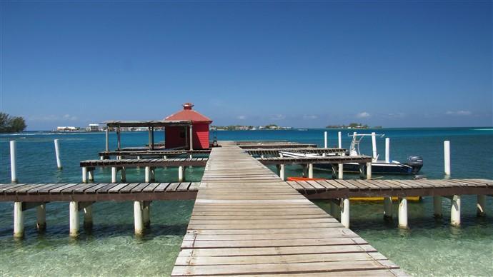 Listing ID: URE0572, The Well Utila, Bay Islands, HN - The Well Beachfront Lot#21, Photo #