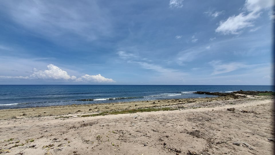 Listing ID: URE0611, Swanish Bay Utila, Bay Islands, HN - Swanish Bay Waterfront Lot 5, Photo #