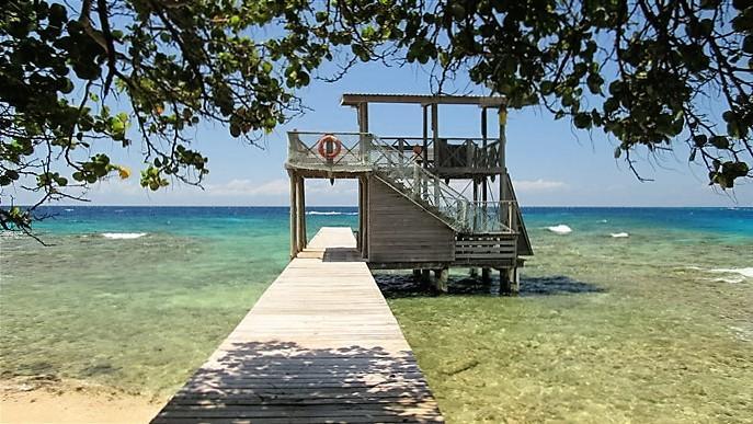Listing ID: URE0613, Mariner's Landing Utila, Bay Islands, HN - Beachfront At Mariner's Landing, Photo #