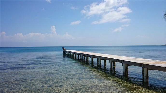 Listing ID: URE0613, Mariner's Landing Utila, Bay Islands, HN - Beachfront At Mariner's Landing, Photo #