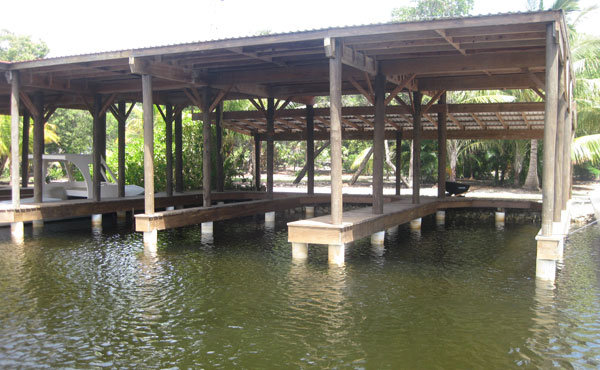 Listing ID: URE0617,  Utila, Bay Islands, HN - 0.375 Acre Beachfront Lot At Silver Garden (Lot A), Photo #