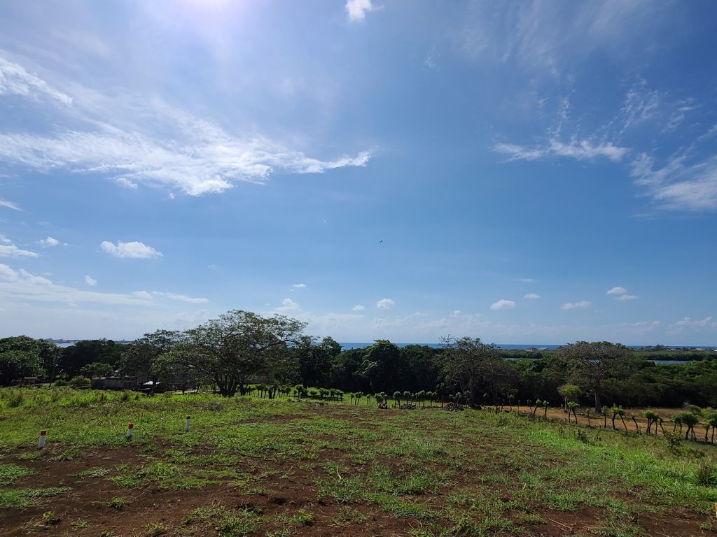 Listing ID: URE0624, Western Path Utila, Bay Islands, HN - Western Path Lots, Photo #
