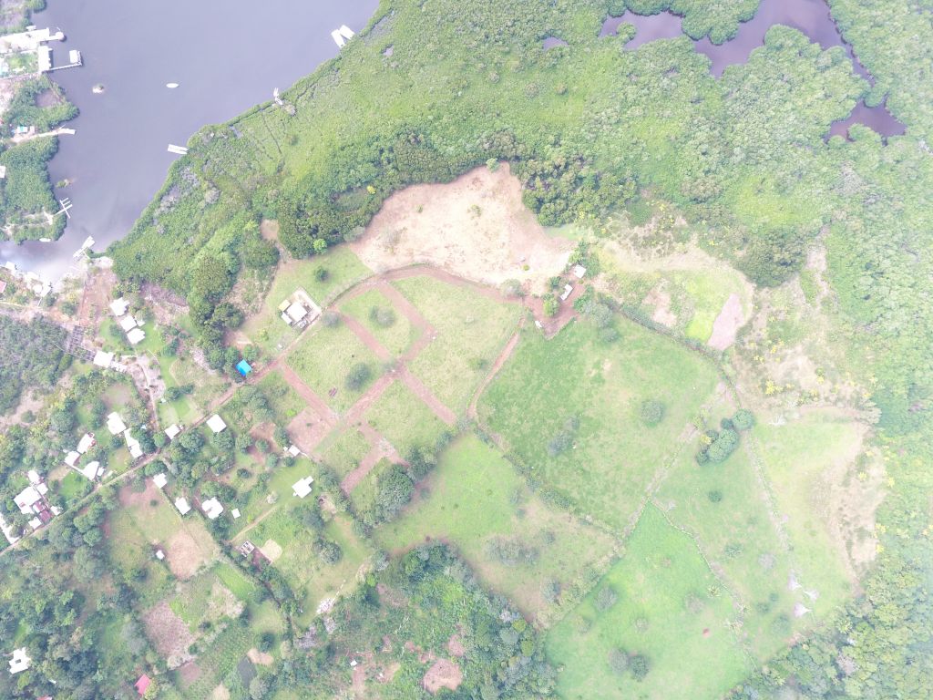 Listing ID: URE0624, Western Path Utila, Bay Islands, HN - Western Path Lots, Photo #