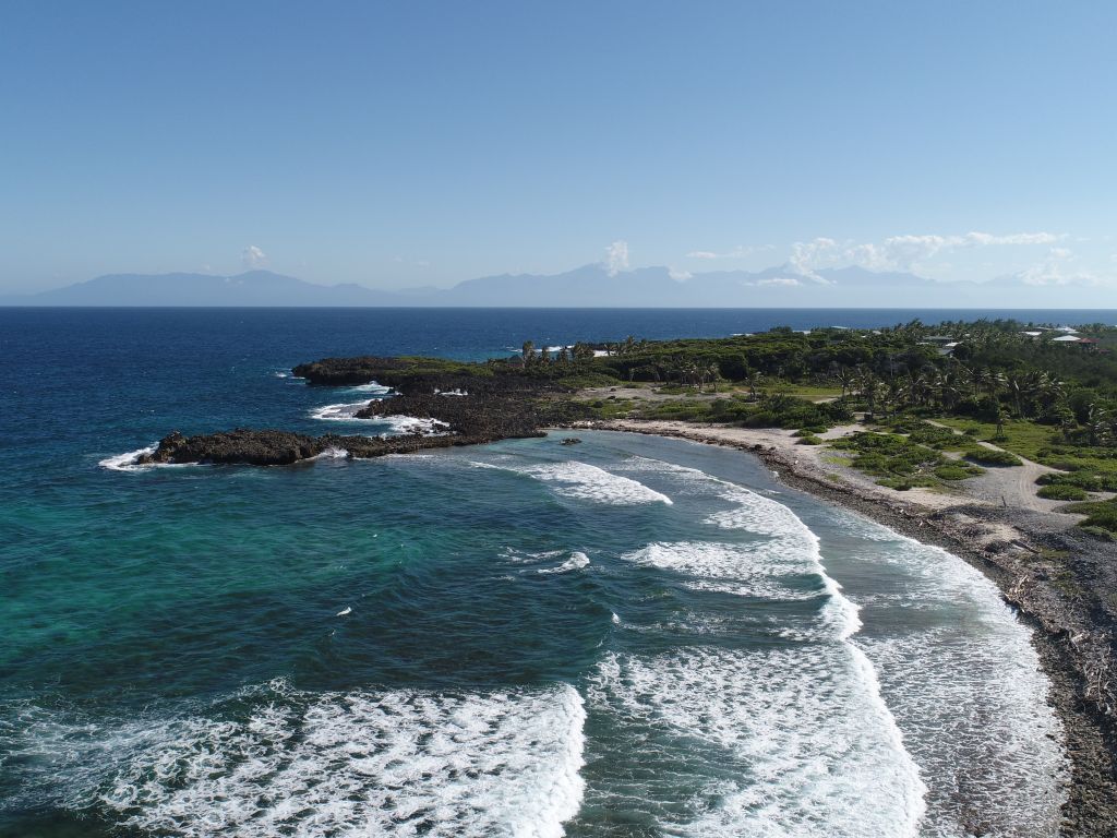 Listing ID: URE0630, Big Bight Utila, Bay Islands, HN - Beachfront At Big Bight Lot #4, Photo #