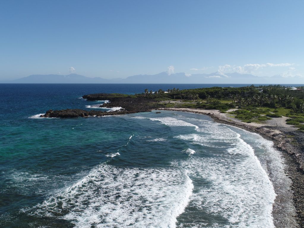 Listing ID: URE0632, Big Bight Utila, Bay Islands, HN - Beachfront At Big Bight Lot #2, Photo #