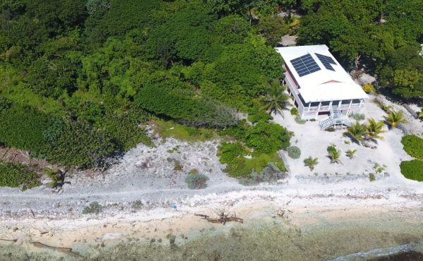 Big Rock oceanfront & back lot with separate boatslip