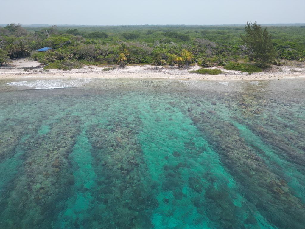 Listing ID: URE0649, Little Bight Utila, Bay Islands, HN - Little Bight Lot 10, Photo #