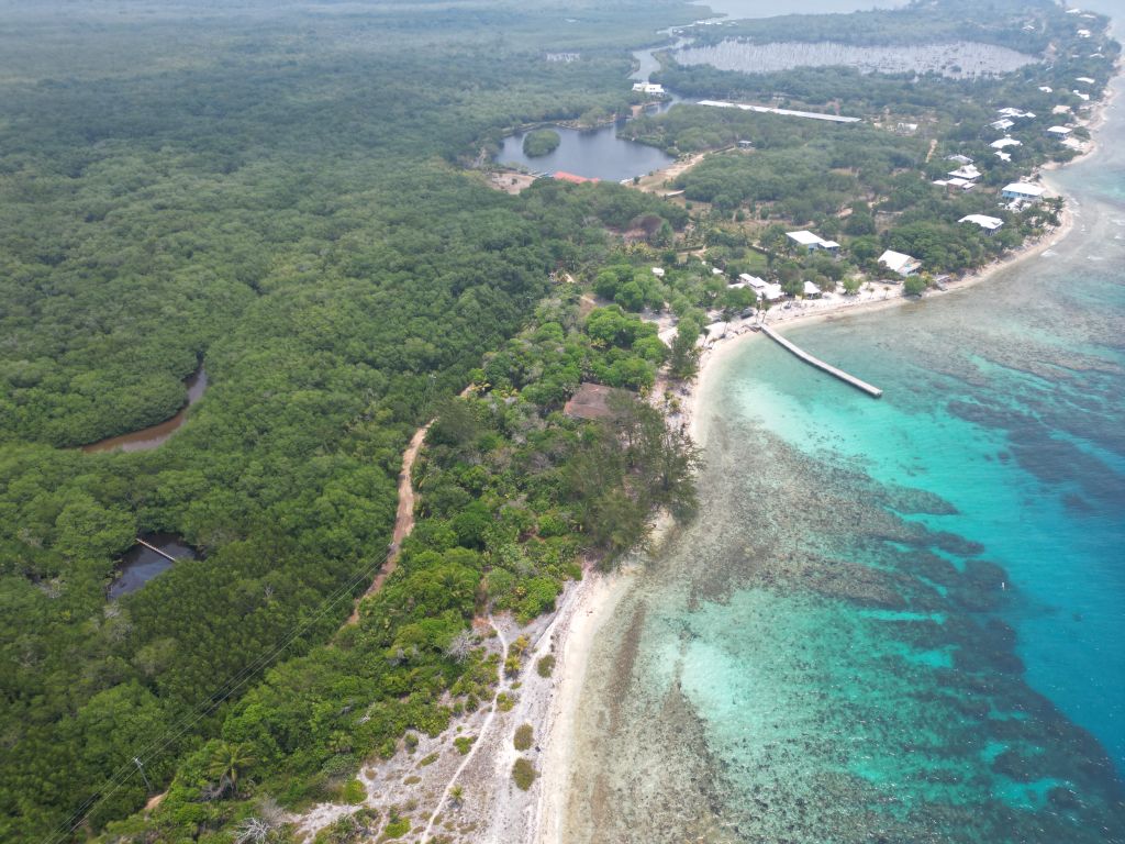 Listing ID: URE0649, Little Bight Utila, Bay Islands, HN - Little Bight Lot 10, Photo #