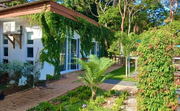 Ocean Vines Bugalows