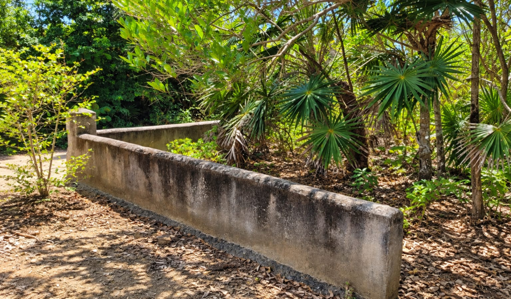 Listing ID: URE0659, Red Cliff Utila, Bay Islands, HN - Red Cliff Lot 8-C, Photo #