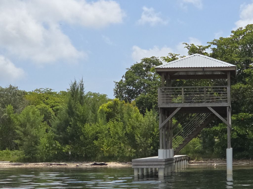 Listing ID: URE0678, David's Beach Utila, Bay Islands, HN - Sunset Shores With Dock & Boat Slip, Photo #