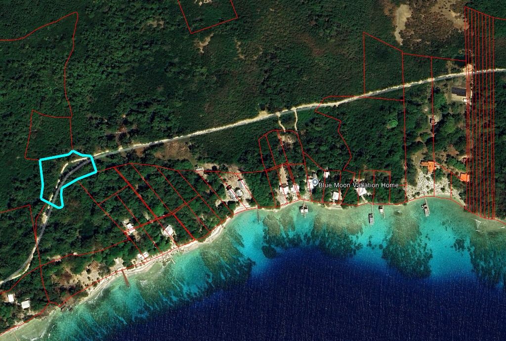 Listing ID: URE0683, Big Rock Utila, Bay Islands, HN - Indian Hill Lot, Photo #