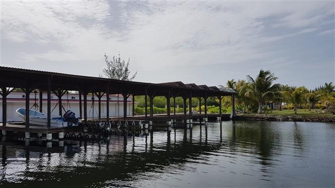 Listing ID: URE0689, The Palms, Blue Bayou Utila, Bay Islands, HN - Boat Slip With Garage At The Palms, Photo #