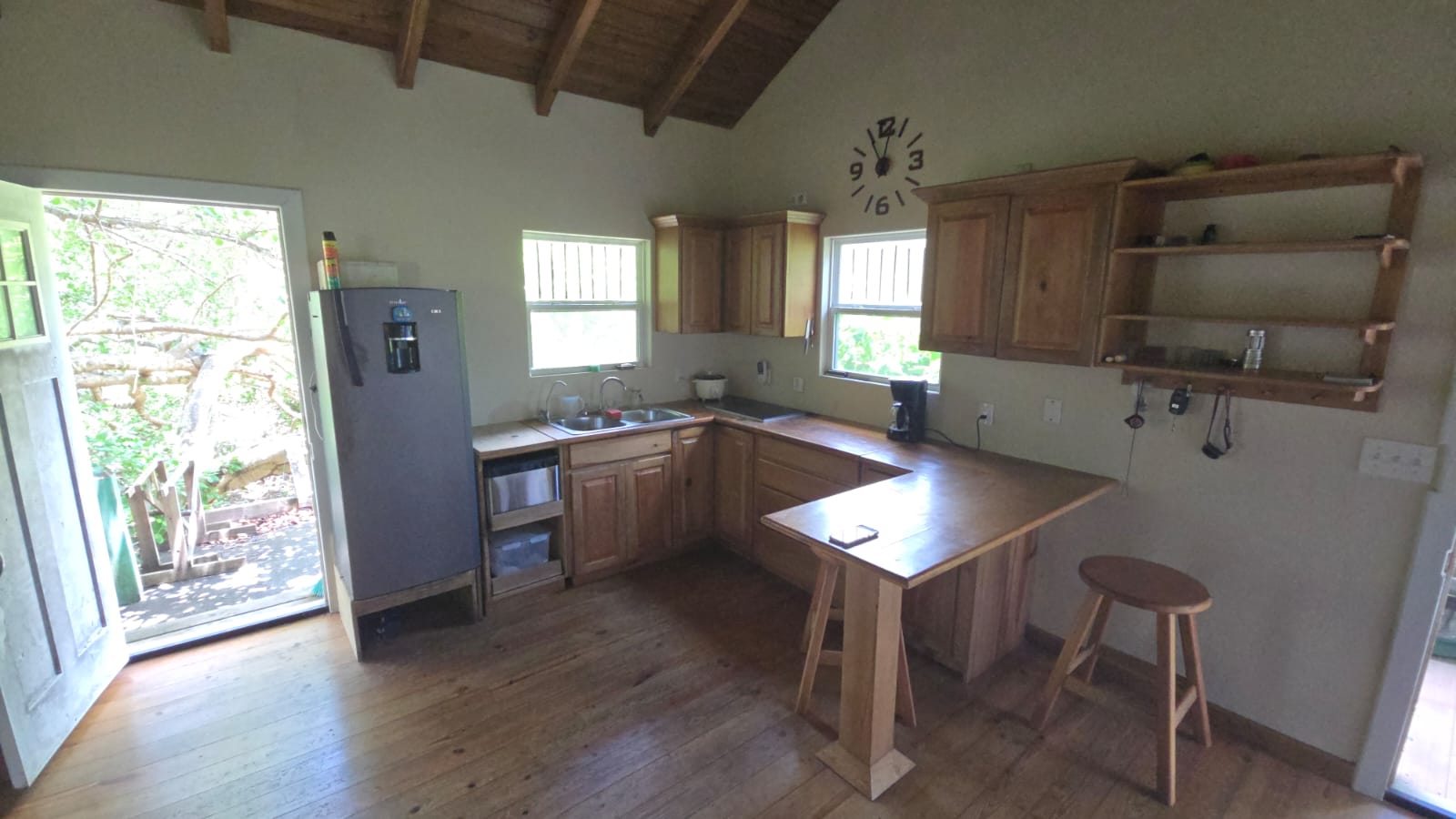 Listing ID: URE0701, Mariners Landing Utila, Bay Islands, HN - Green Haven Retreat, Photo #