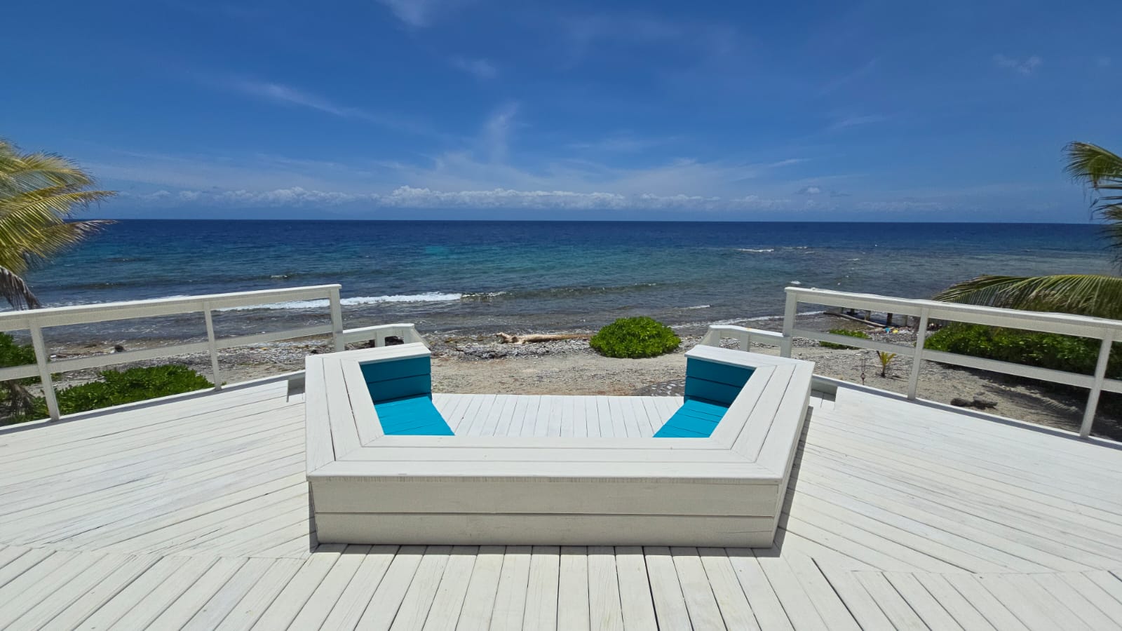 Listing ID: URE0702, Little Bight Utila, Bay Islands, HN - Casa De Arrecife, Photo #